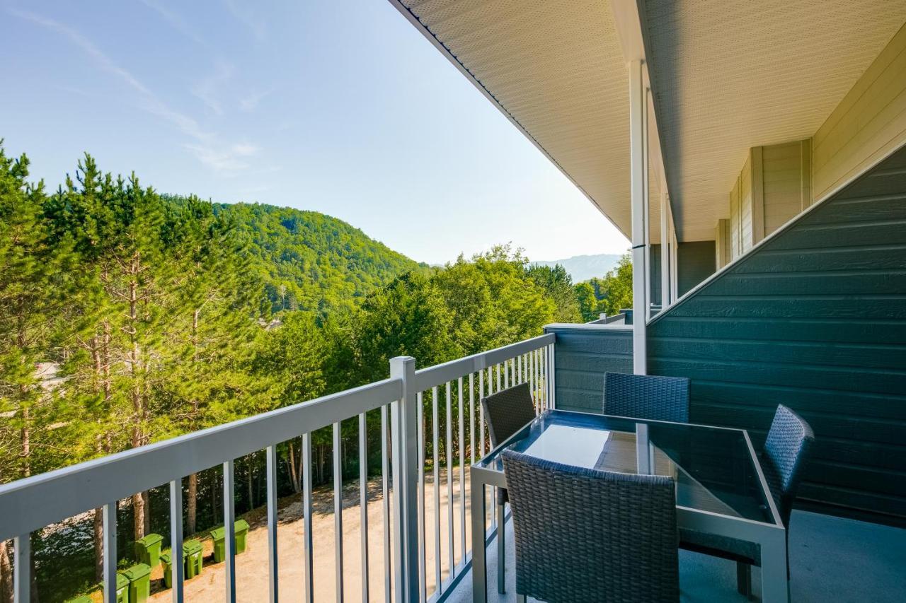 Charming Redesigned Condo-10 Minutes From Mountain Мон-Трамблан Экстерьер фото